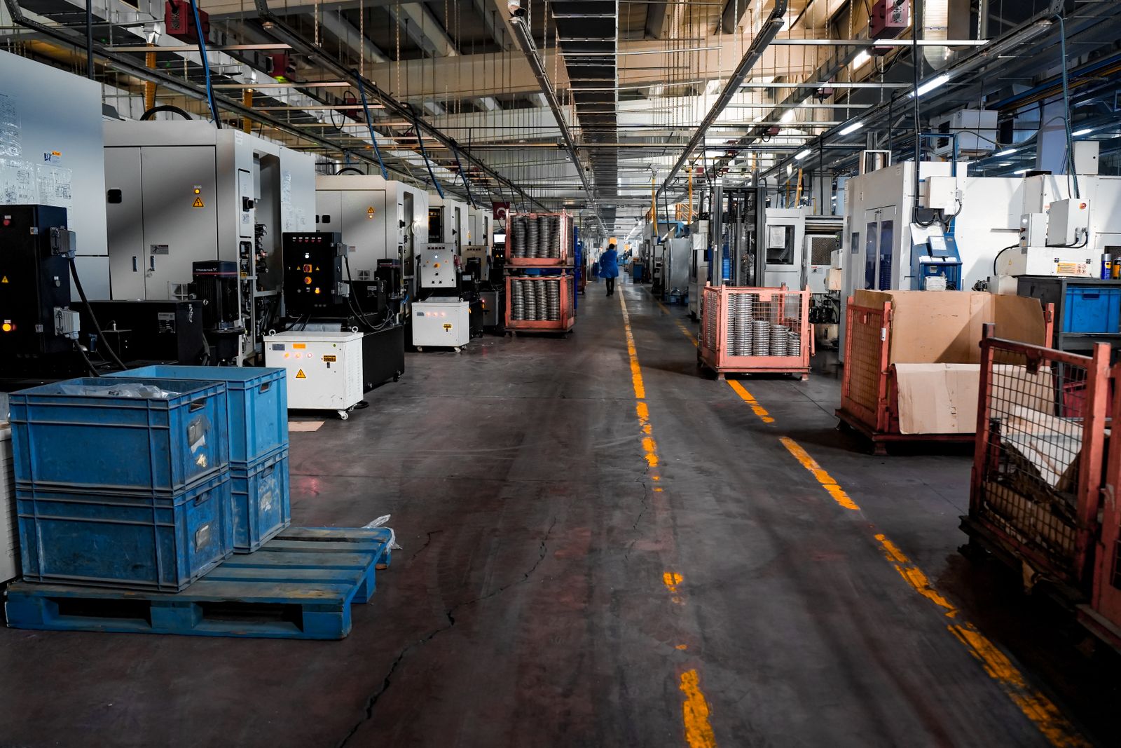 Modern CNC machine shop aisle